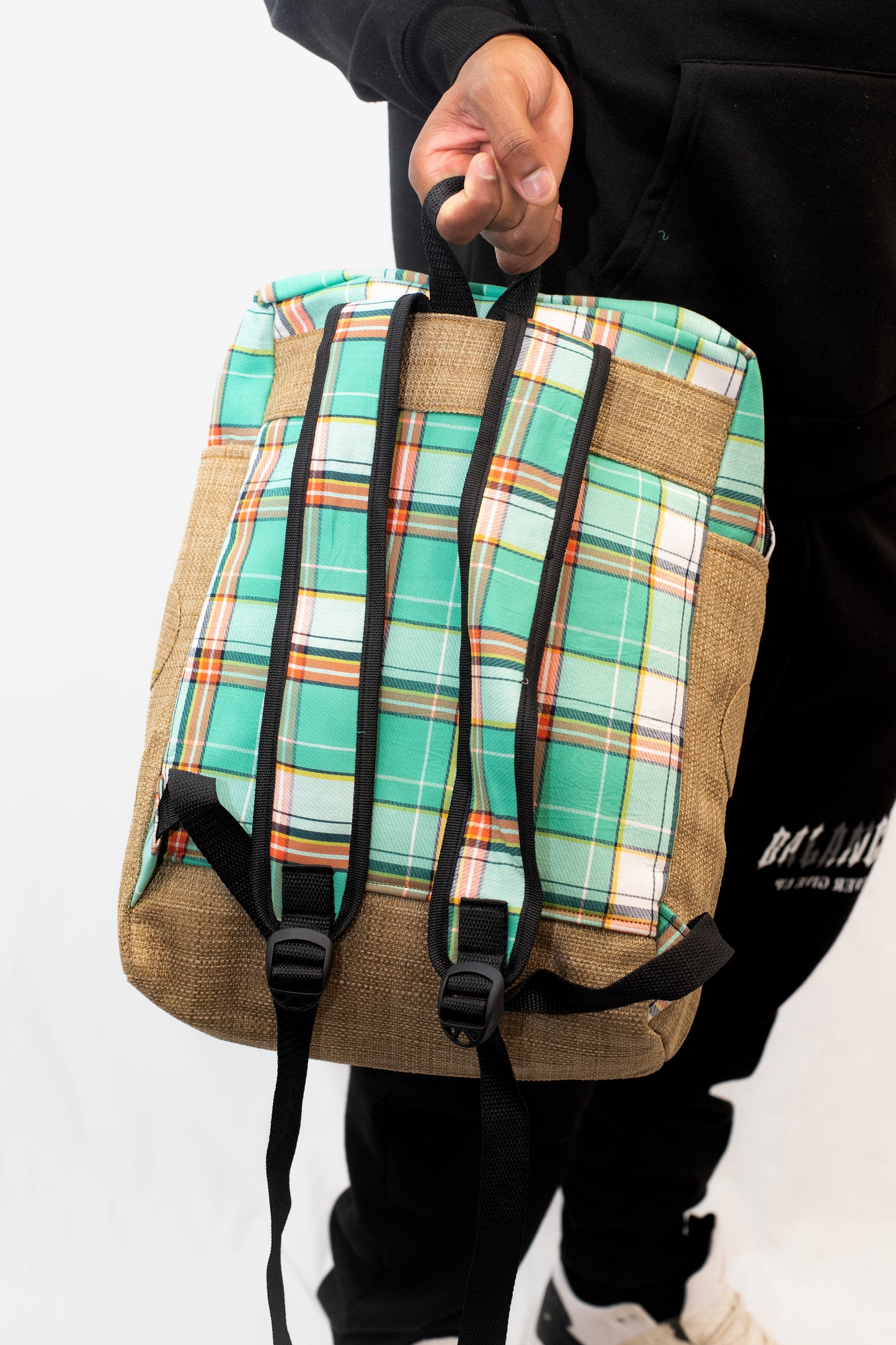 Sac à dos en tissu madras - Confection artisanale.