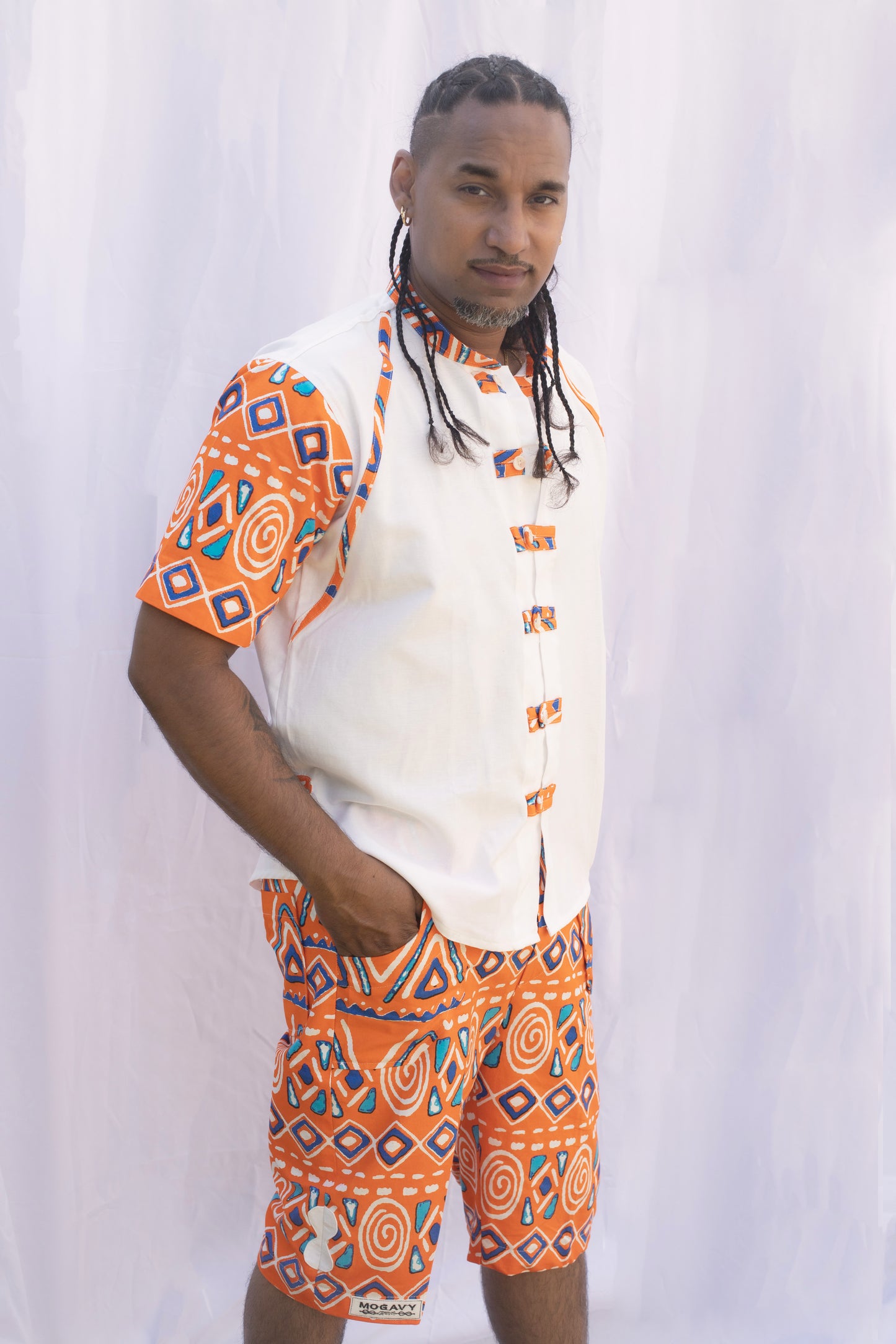 Ensemble chemise manches courtes et bermuda en pagne africain