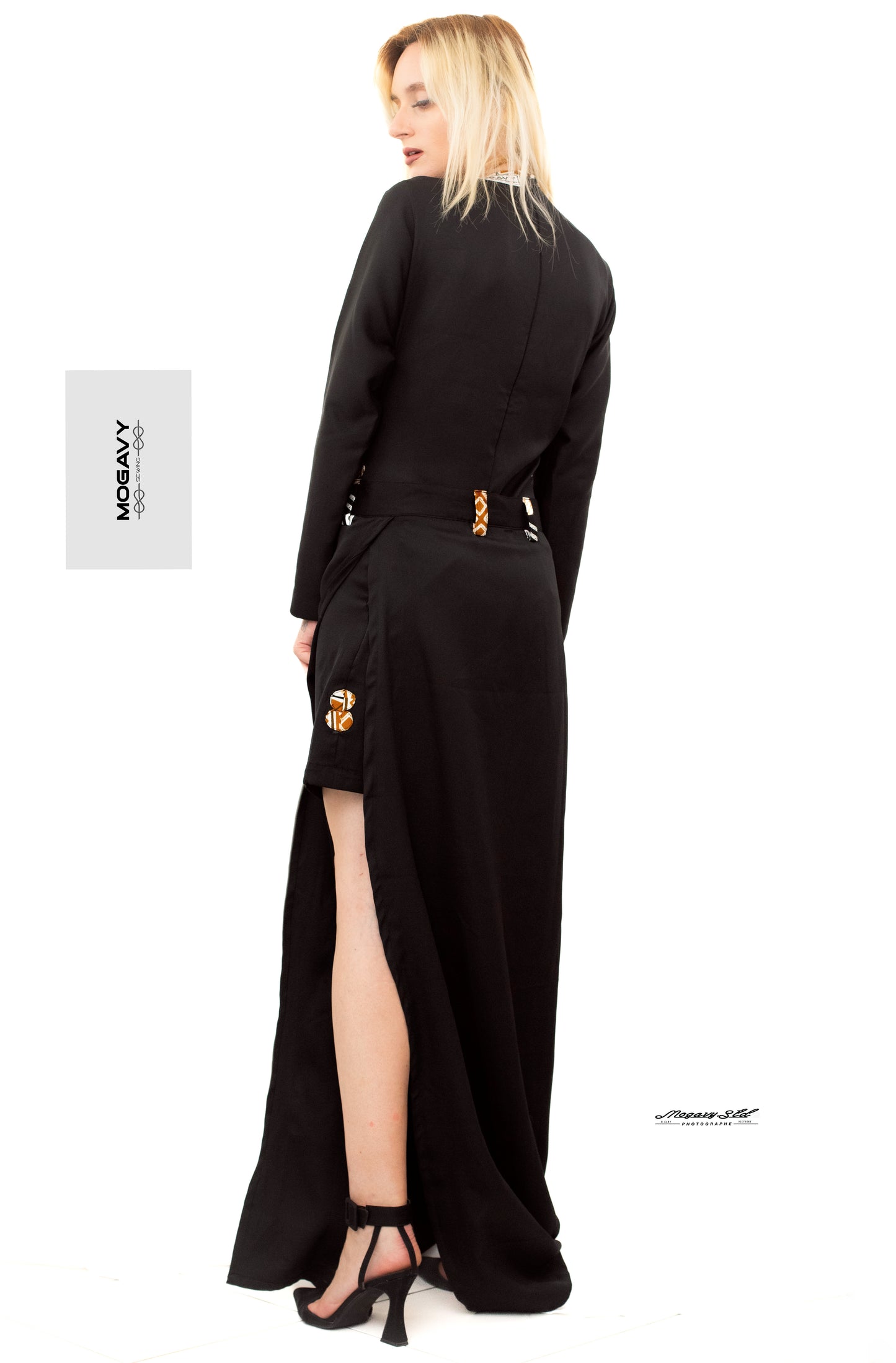 Ensemble Body longue manche et jupe avec culotte intégrée