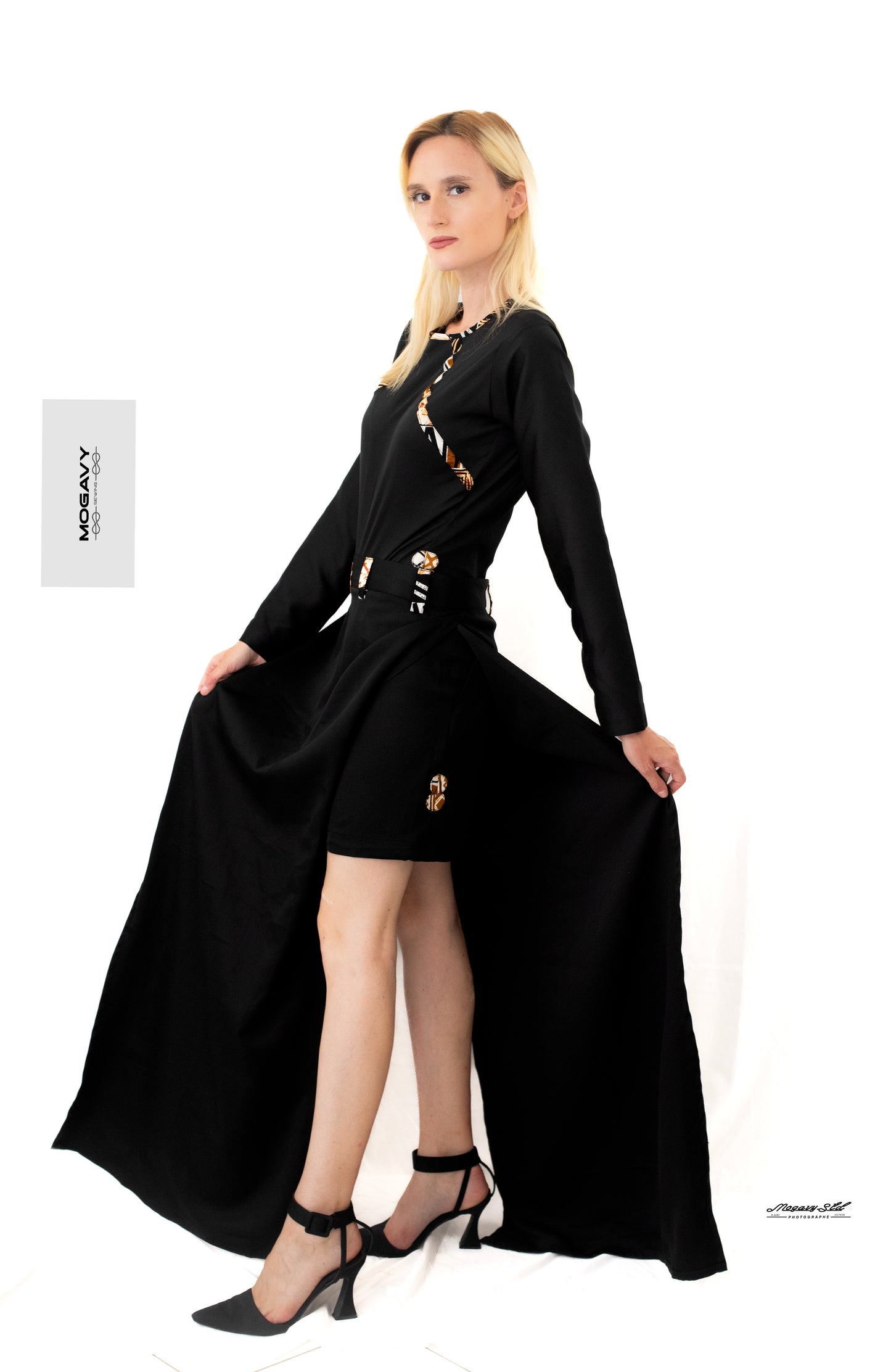Ensemble Body longue manche et jupe avec culotte intégrée