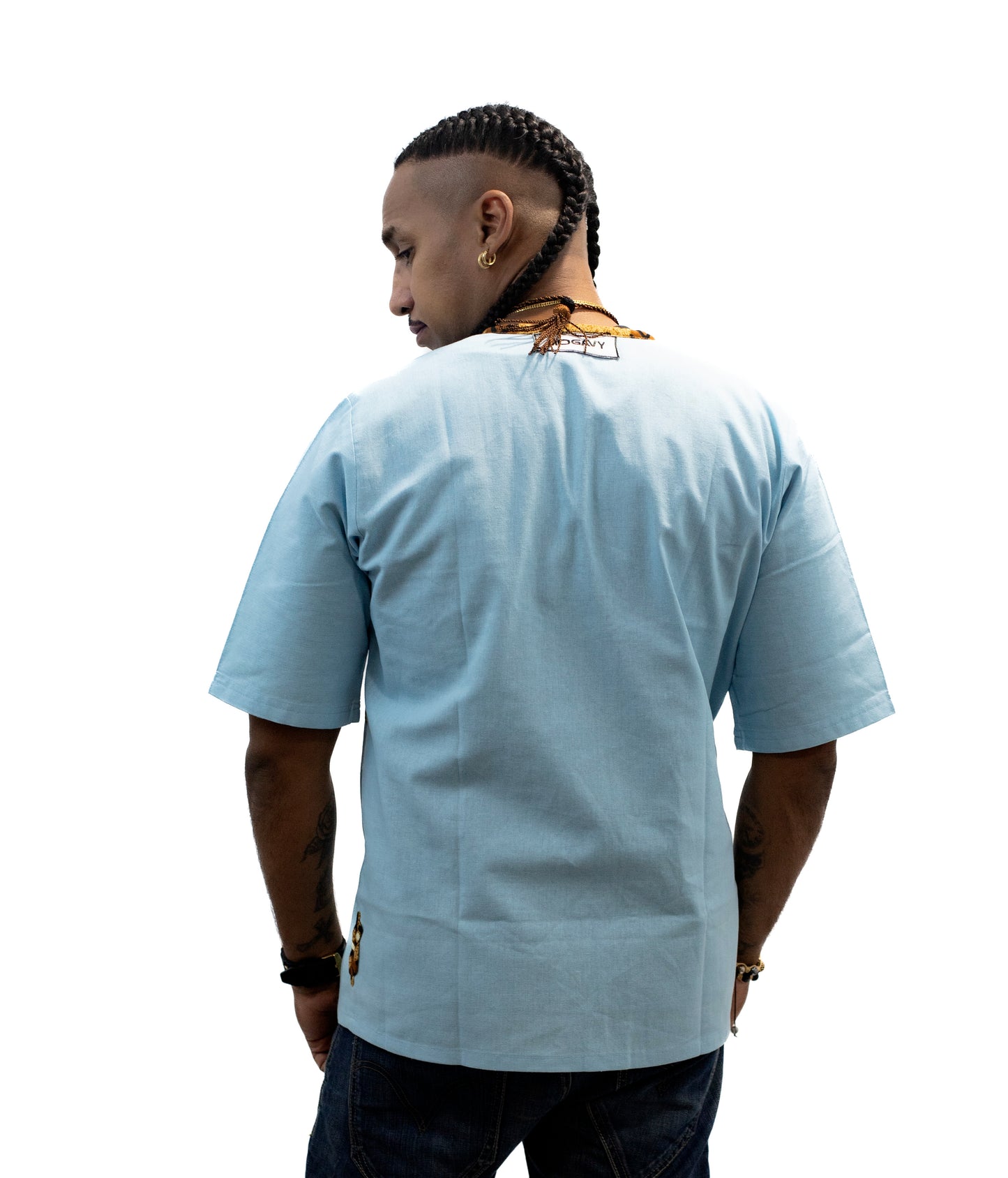 Gilet habillé Homme – bleu ciel en pur lin, détails en pagne africain