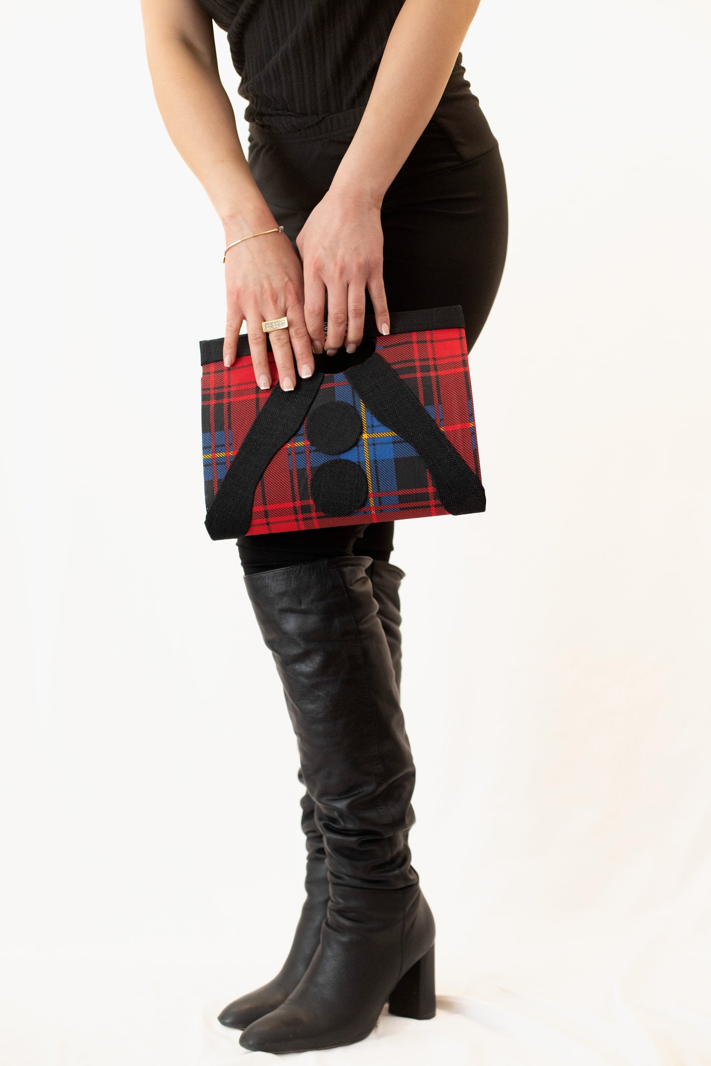 Pochette Femme en Pagne Africain – Élégance et Tradition