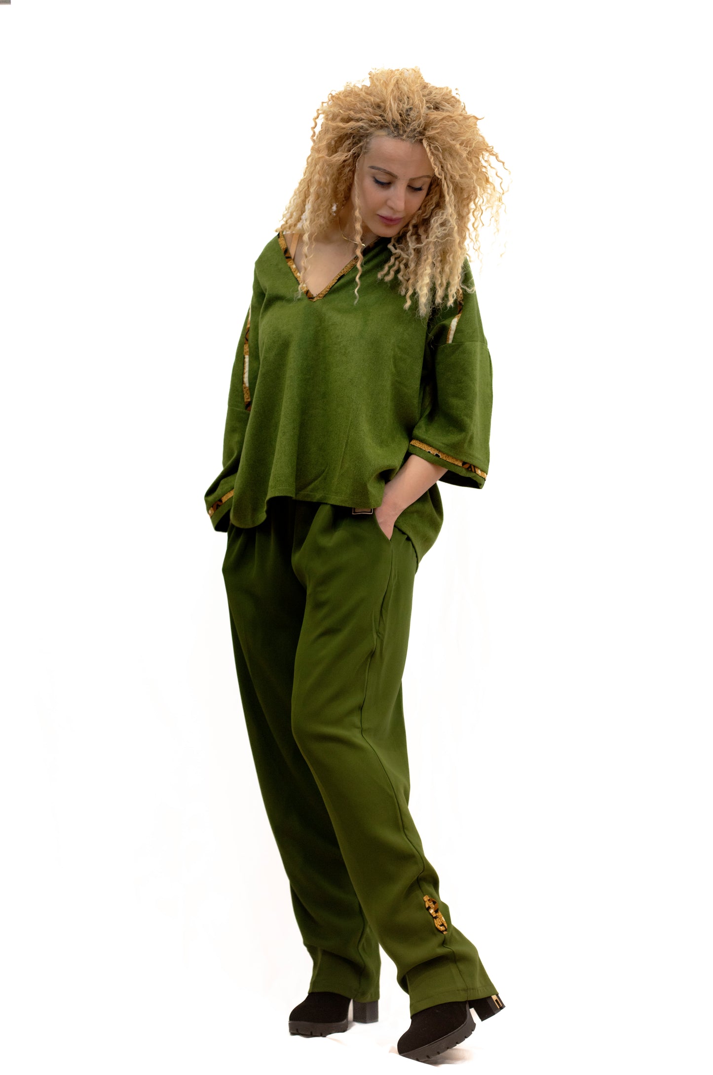 Ensemble Haut et Pantalon – Mariage de Cachemire & Crêpe, confection artisanale.