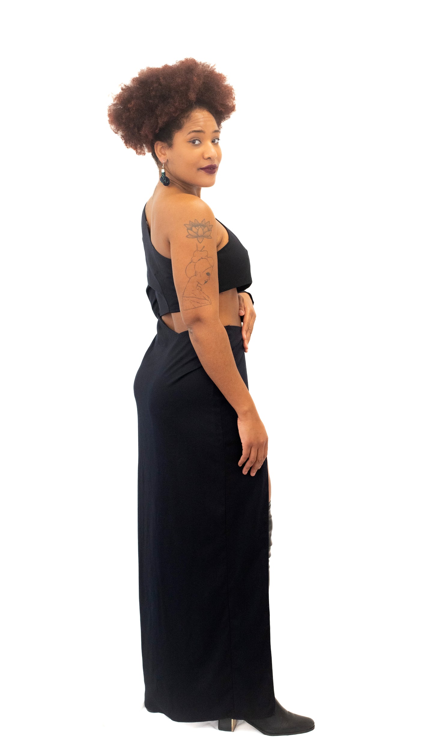 Robe Asymétrique – "Bold Elégance"