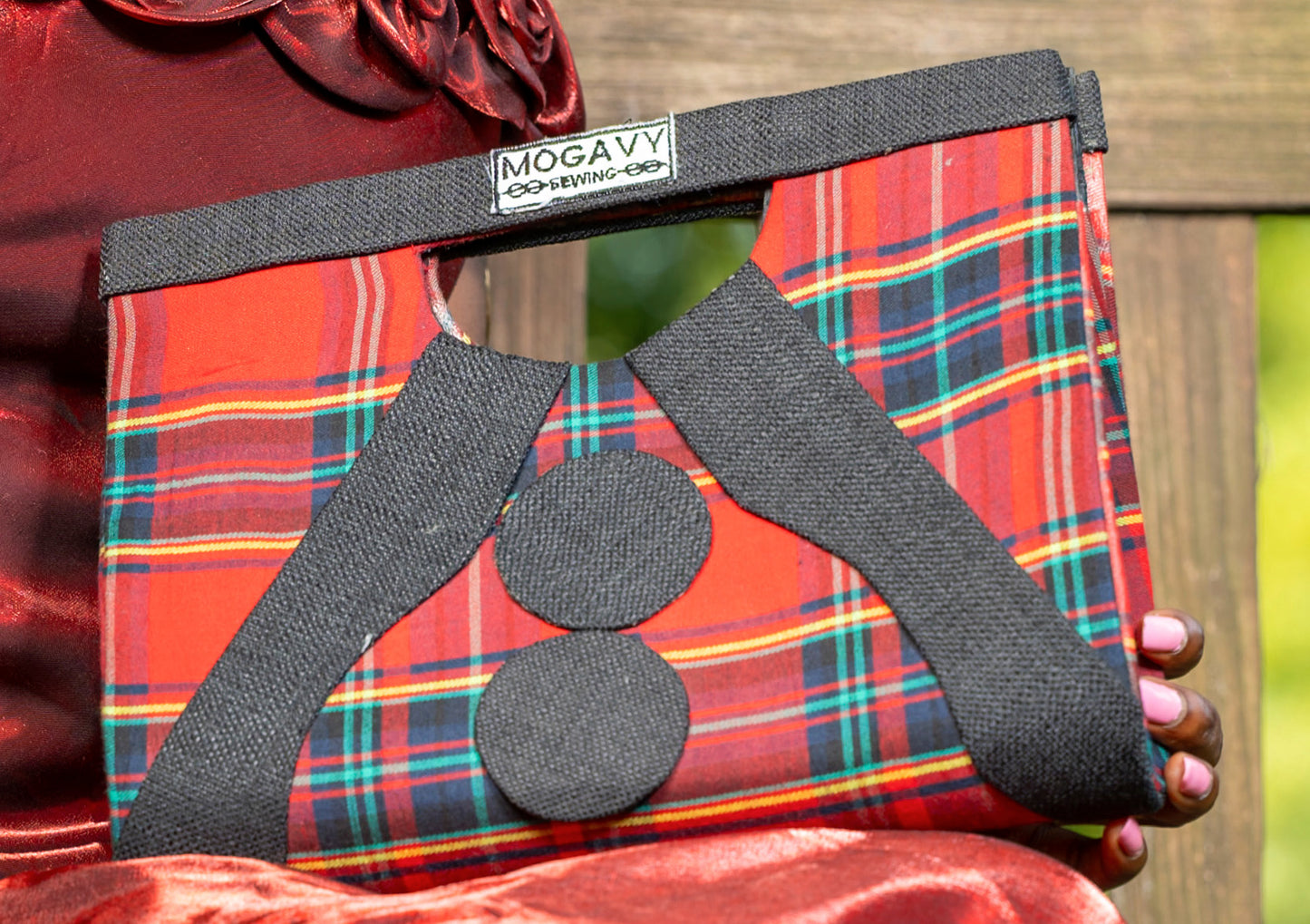 Pochette femme "rouge tradition" en madras