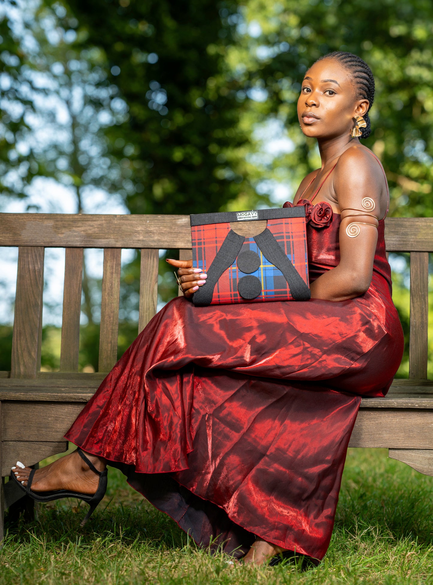 Pochette femme "rouge élégance" en madras