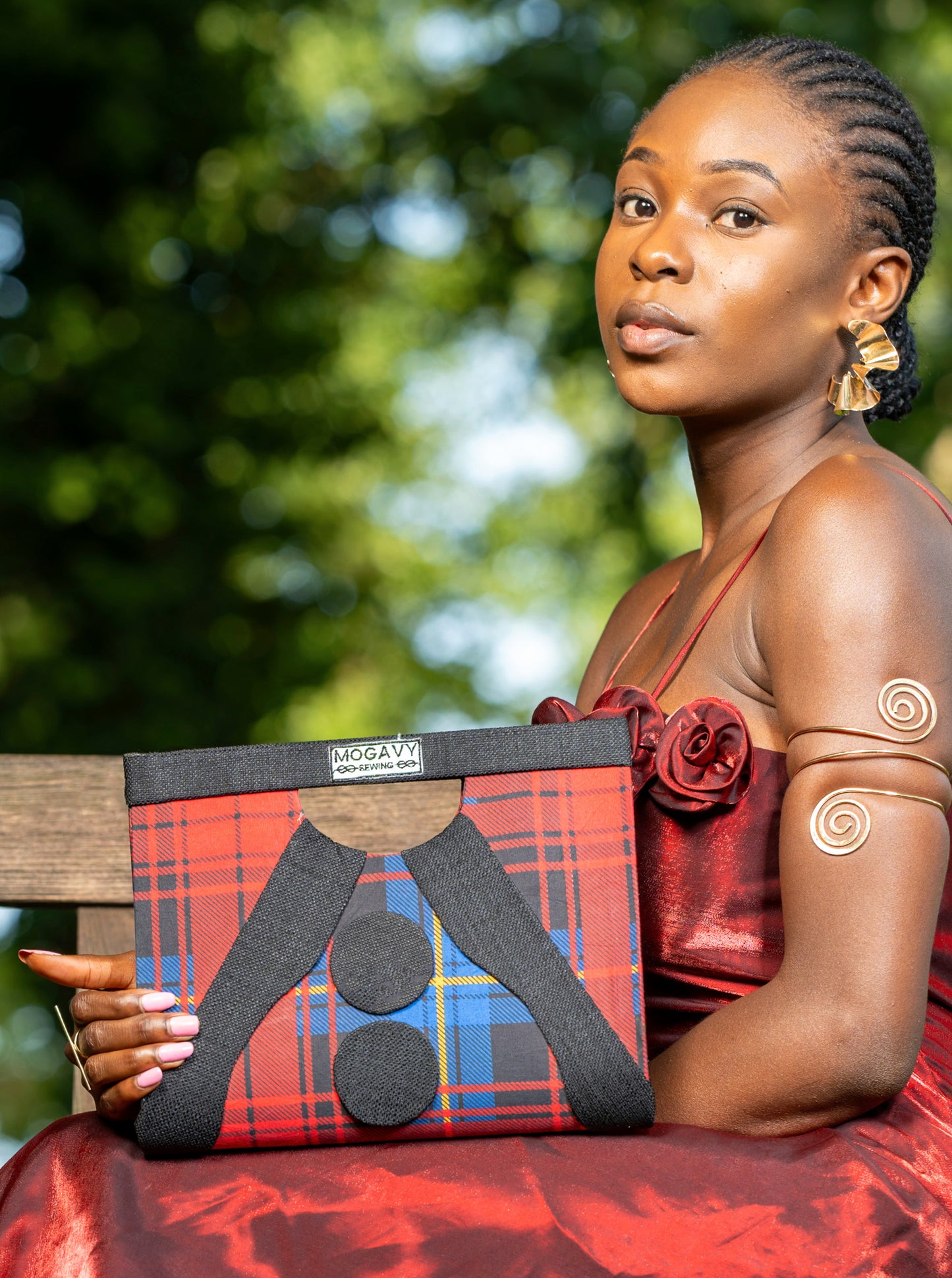 Pochette femme "rouge élégance" en madras