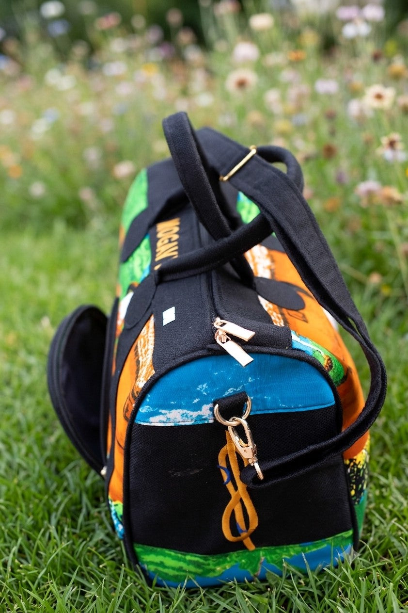 Sac de voyage & sport artisanal en toile de jute et pagne africain. Collection horizon