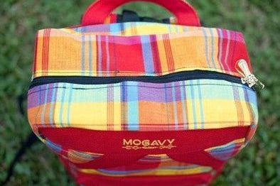 Sac à dos artisanal en madras et toile de jute. Le voyageur