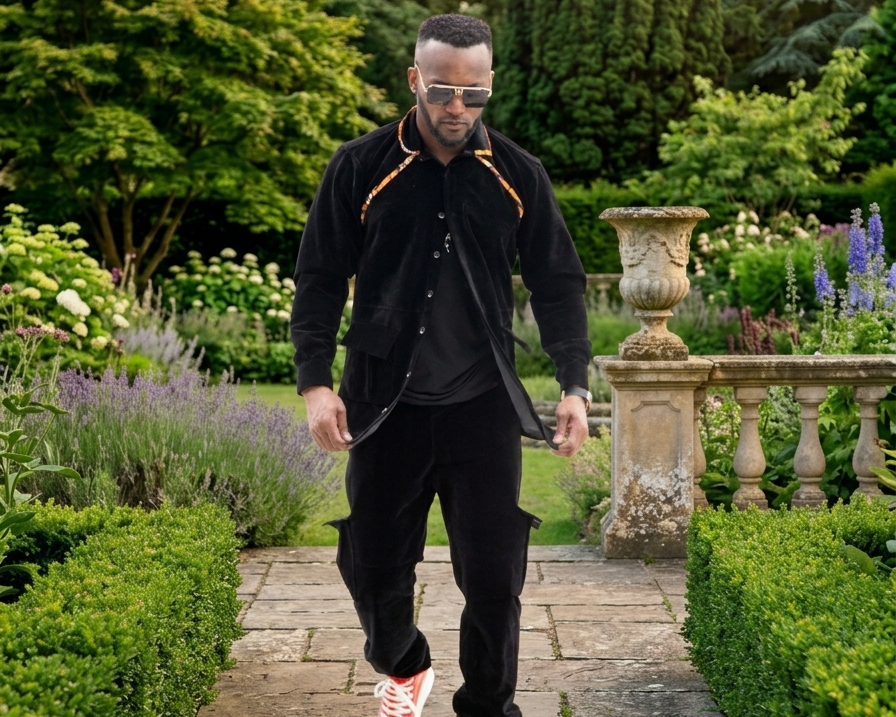ENSEMBLE EN DAIM NOIR