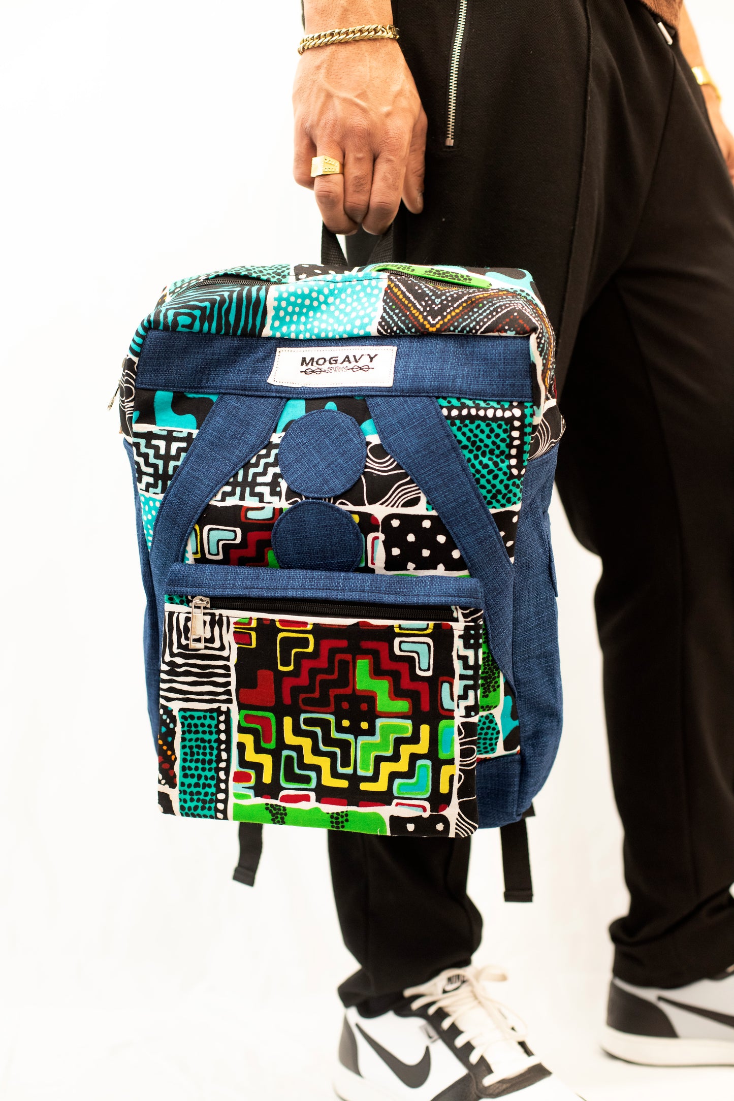 Sac à dos unisexe en pagne africain - Confection artisanale.