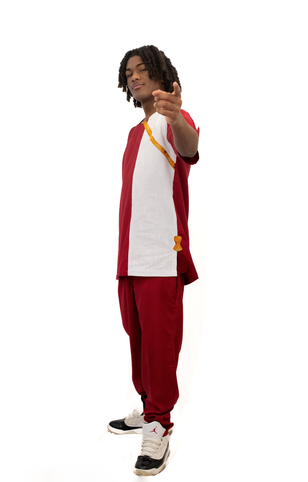 Ensemble homme Mogavy.Sewing – Élégance Rouge et Blanche