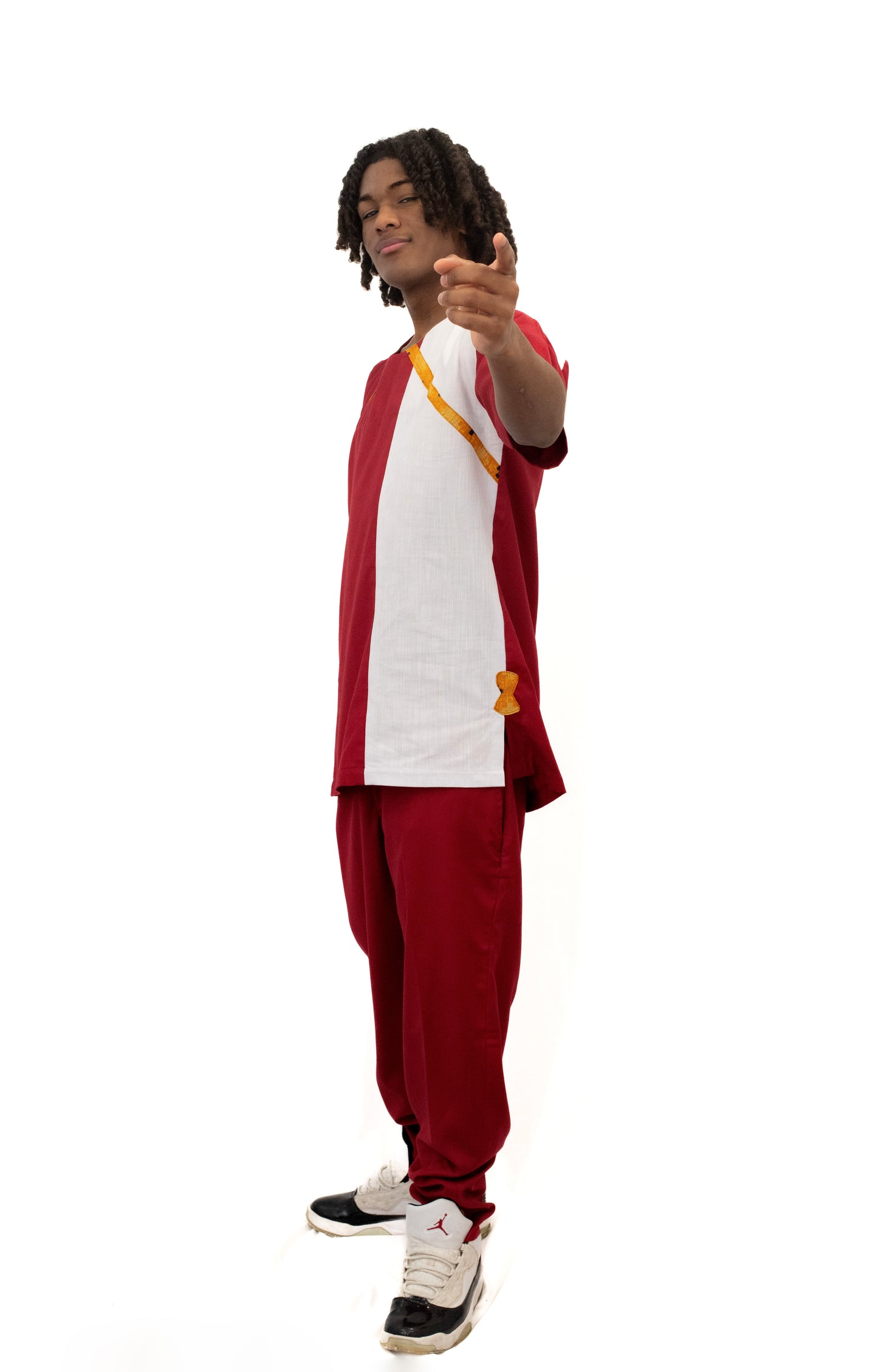 Ensemble homme Mogavy.Sewing – Élégance Rouge et Blanche