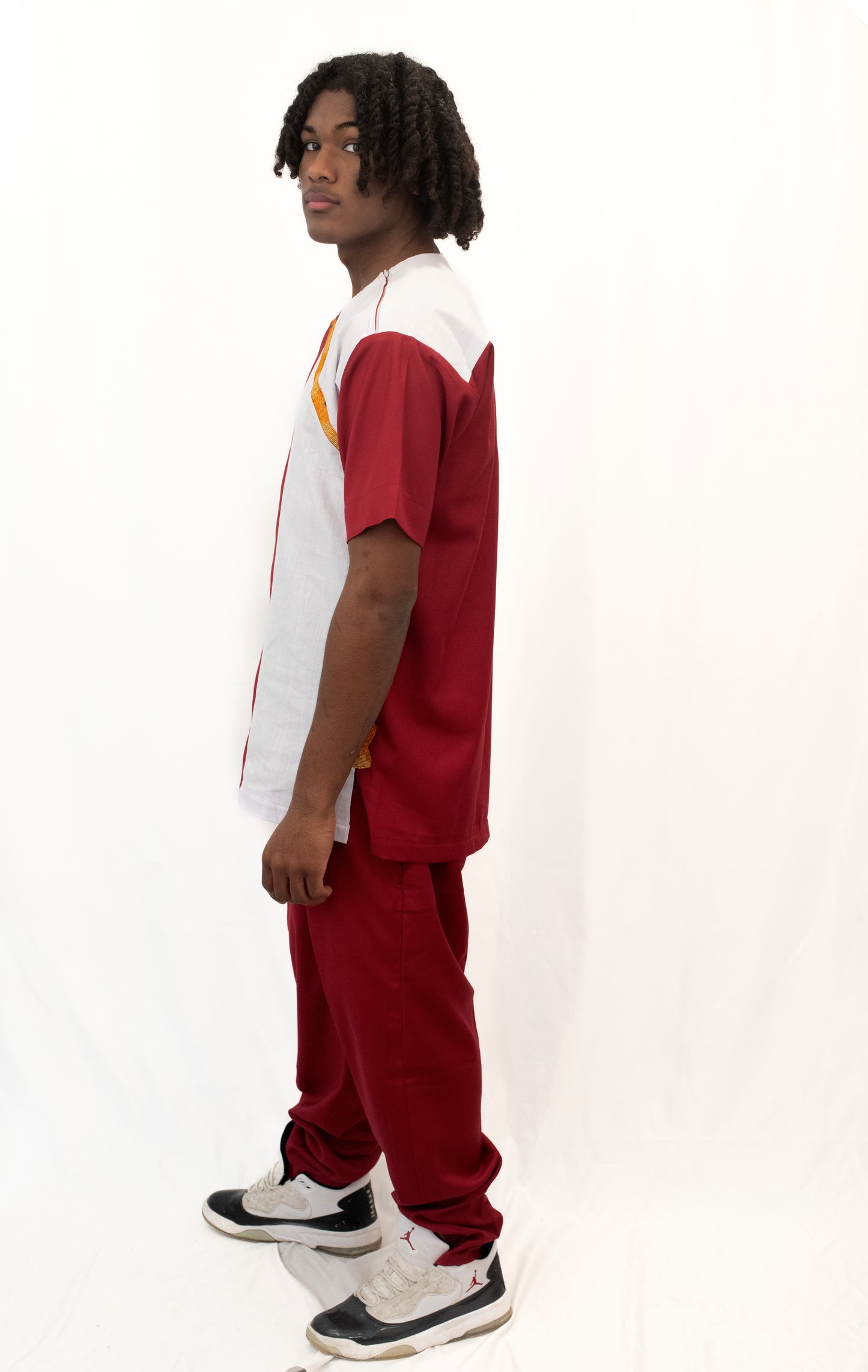 Ensemble homme Mogavy.Sewing – Élégance Rouge et Blanche