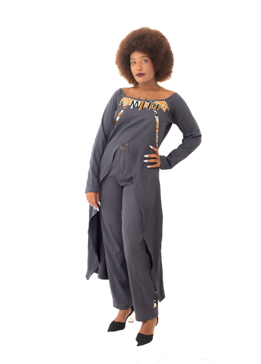 Ensemble Tunique Longue et Pantalon avec design en Pagne Africain – Gris Clair