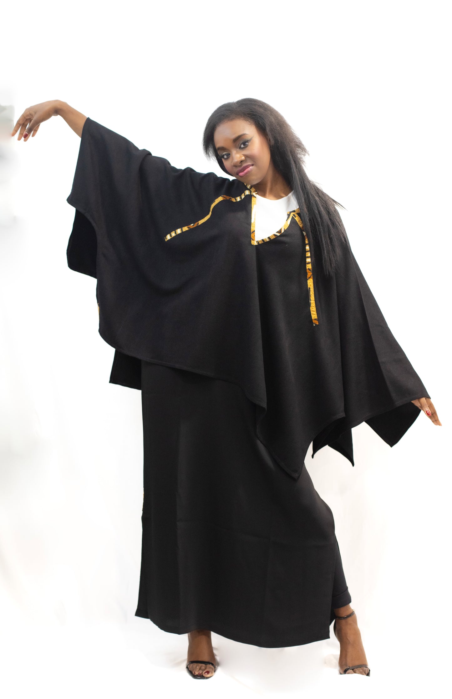 Ensemble 2 en 1 Longue robe sans manches en Crêpe et poncho en Cachemire