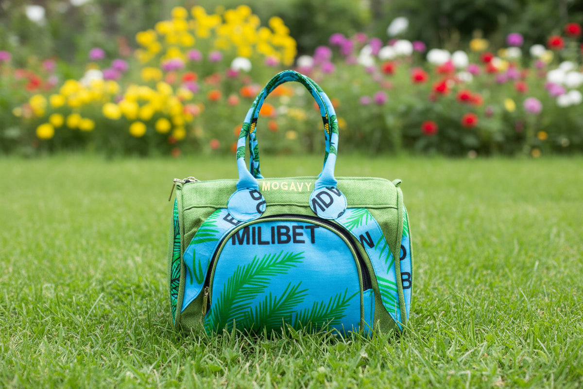Sac de voyage polochon en toile de jute Vert & pagne africain.