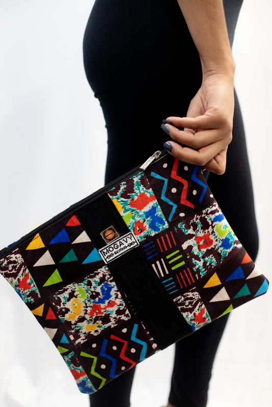 Pochette Unisexe à Motifs Traditionnels – Confection artisanale