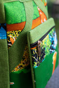 Sac à dos artisanal "Mogavy". Vert jungle et motifs traditionnels