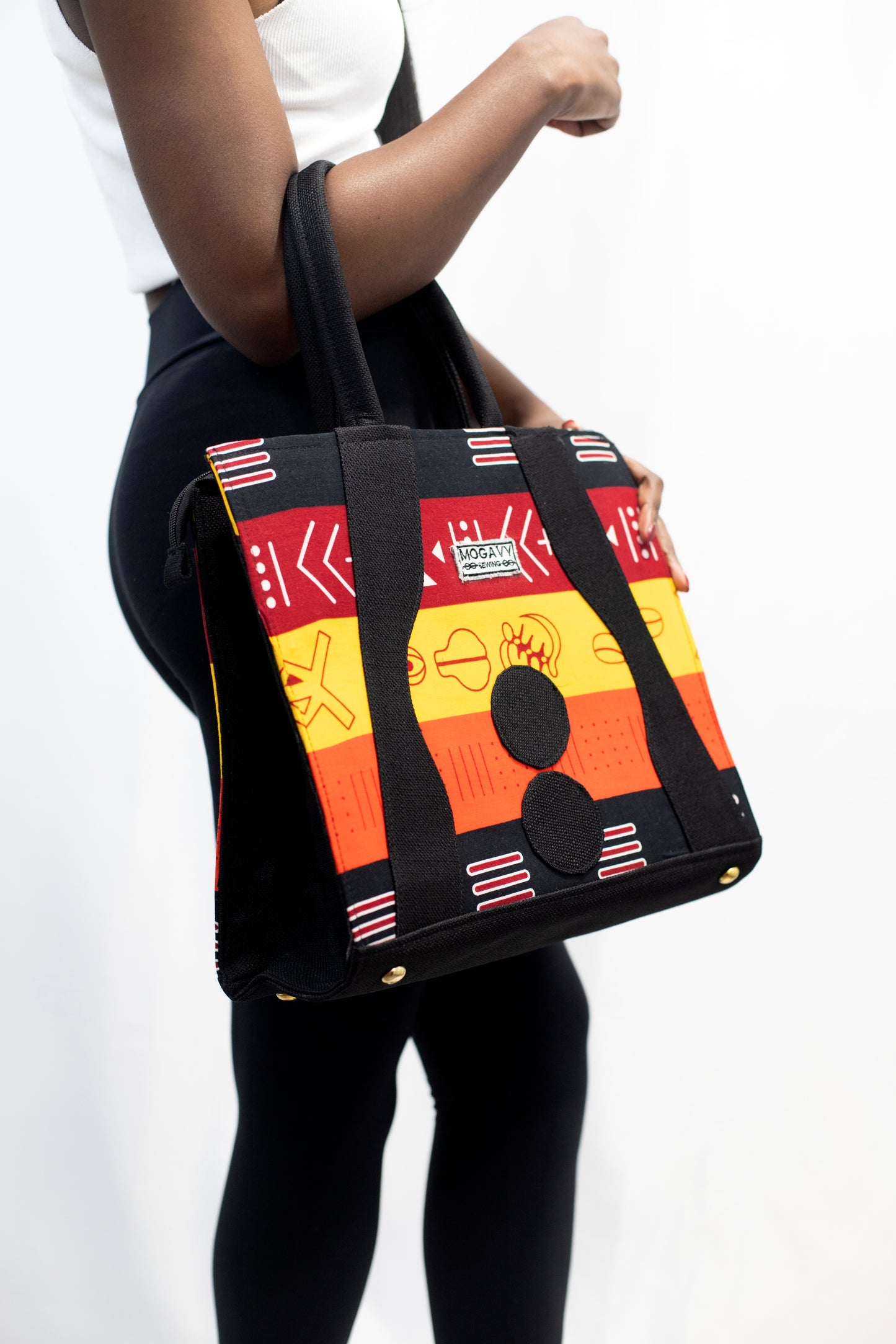 Sac à Main en Pagne Africain avec Motifs Traditionnels - Confection artisanale.