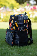 Sac à dos artisanal en tissu Bogolan & toile de jute: L'Échappée colorée.