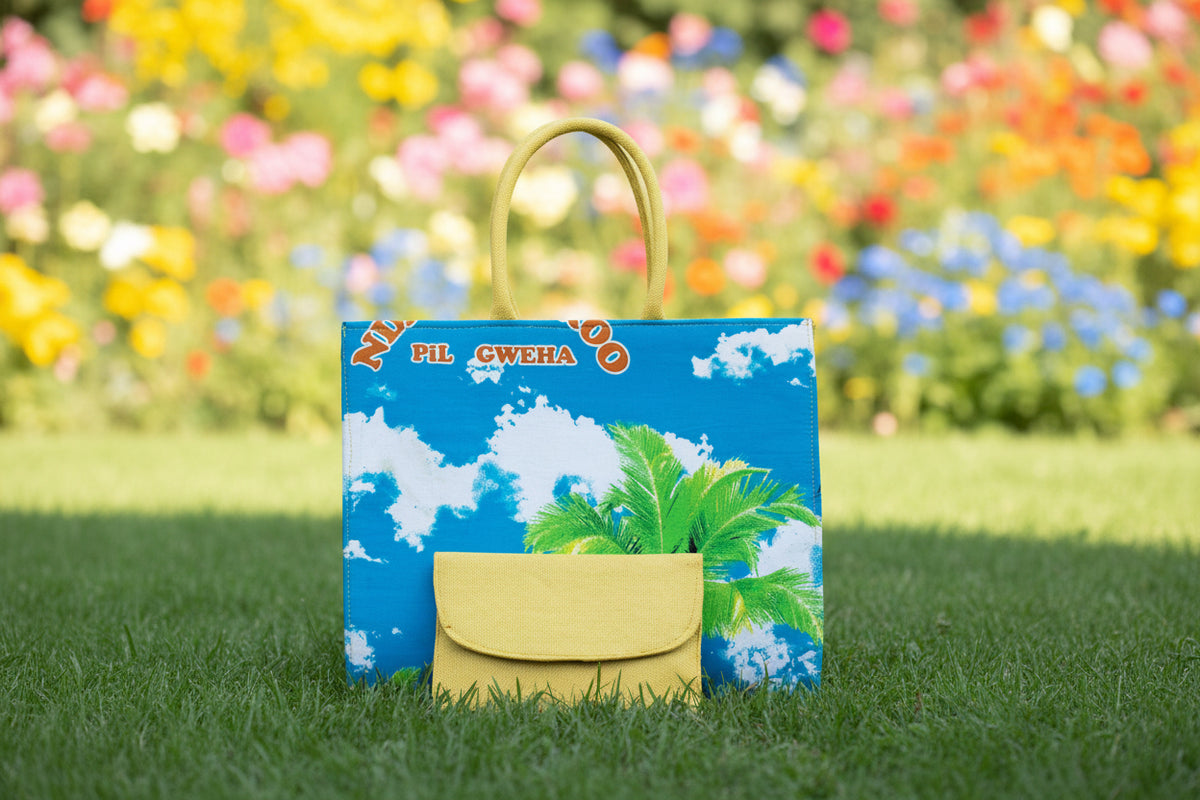 Sacs cabas évasion tropicale & pochette assortie. Jaune solaire & bleu azur