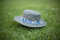 Chapeau "L'Aventurier". Vert kaki & pagne africain bleu