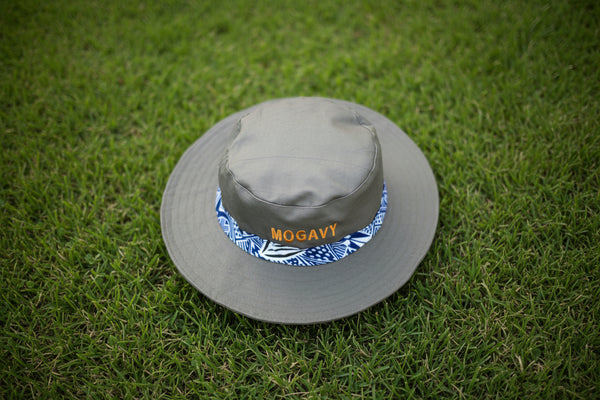 Chapeau "L'Aventurier". Vert kaki & pagne africain bleu