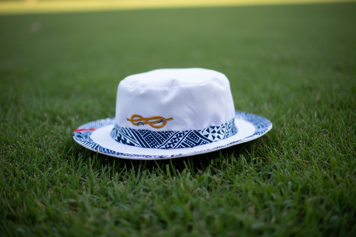 Chapeau "L'Amiral". Blanc éclatant & pagne africain