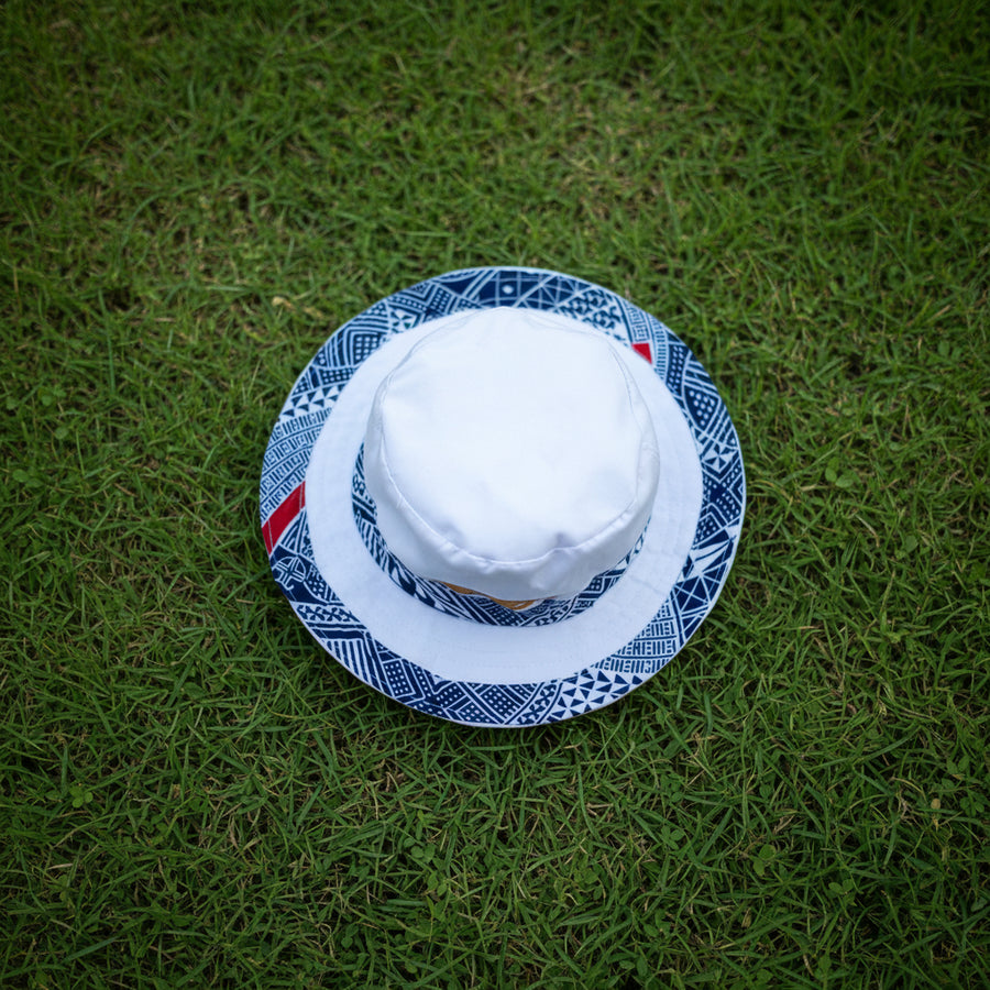 Chapeau "L'Amiral". Blanc éclatant & pagne africain
