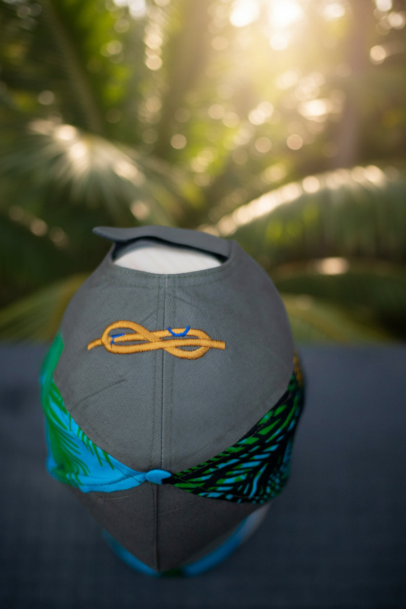 Casquette bi-matières & imprimé ethnique tropical