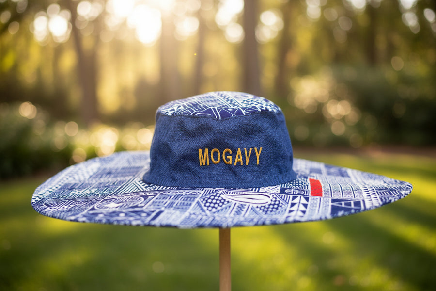Chapeau Capeline bleu Indigo & pagne camerounais