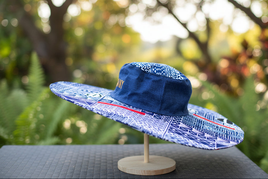 Chapeau Capeline bleu Indigo & pagne camerounais