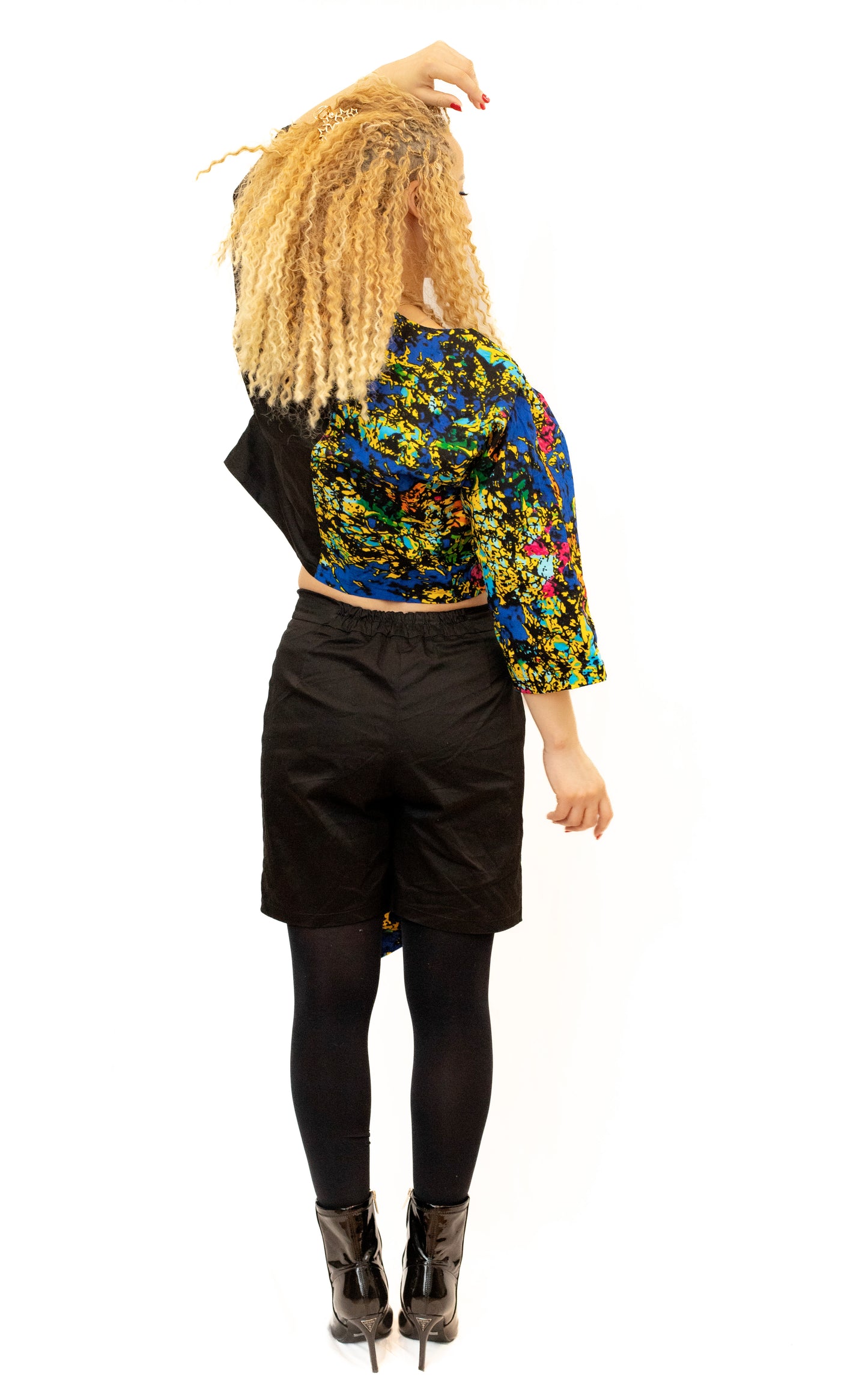 Ensemble noir veston et jupe bermuda