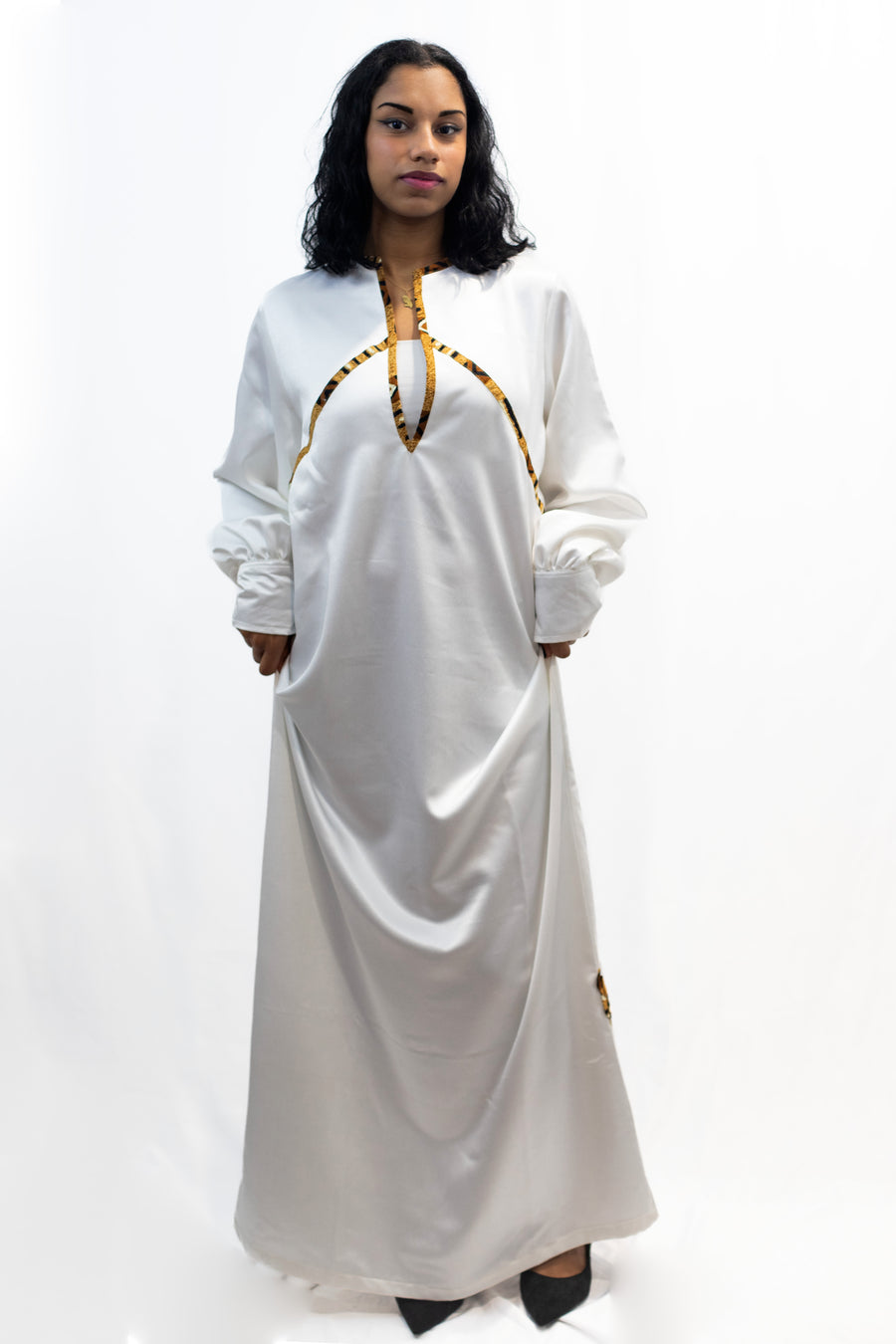 Robe en satin de soie- Élégance et Confort Absolu